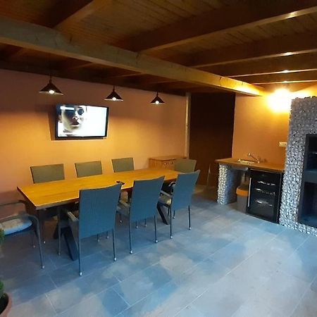 Alom Apartman Hajduszoboszlo Exterior photo